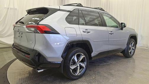 2023 Toyota RAV4 Prime SE