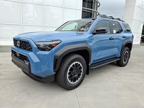 2025 Toyota 4Runner TRD Off Road