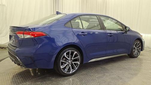 Blue Crush Metallic 2021 Toyota Corolla SE
