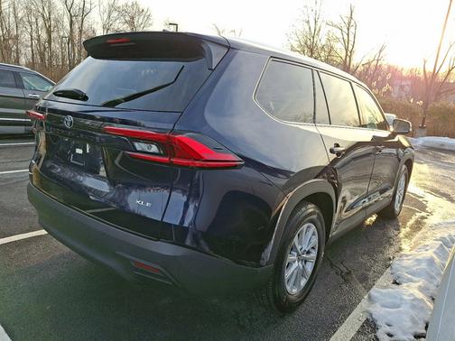 2024 Toyota Grand Highlander XLE