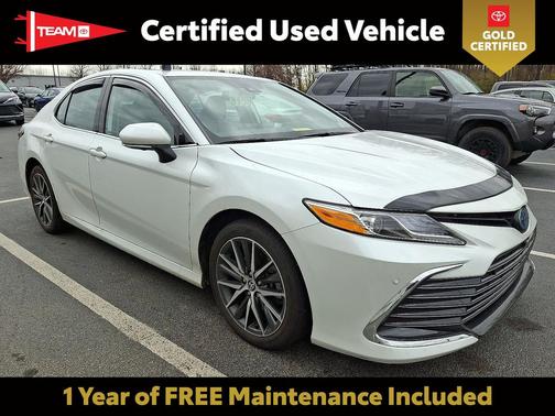 2023 Toyota Camry Hybrid XLE