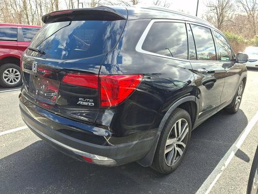 2017 Honda Pilot Elite