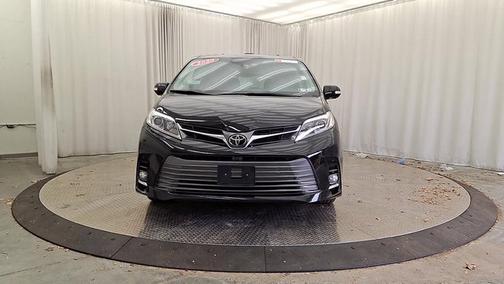 2020 Toyota Sienna Limited Premium