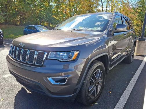 2019 Jeep Grand Cherokee Laredo