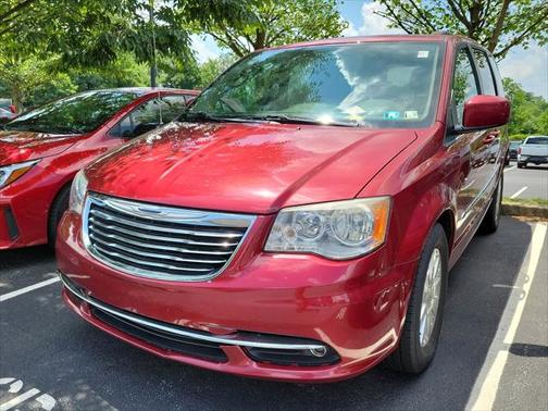 2014 Chrysler Town & Country Touring