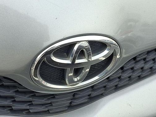 2010 Toyota Yaris Base