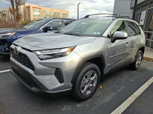 2025 Toyota RAV4 Hybrid XLE