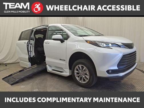 2026 Toyota Sienna XLE