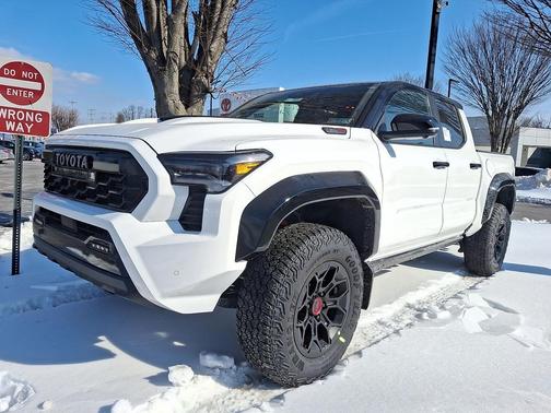 2026 Toyota Tacoma Hybrid TRD Pro
