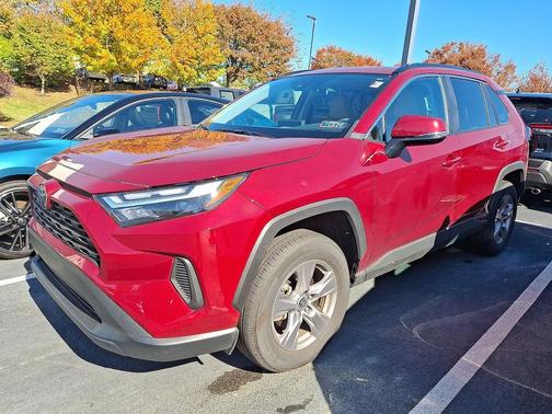 2022 Toyota RAV4 XLE