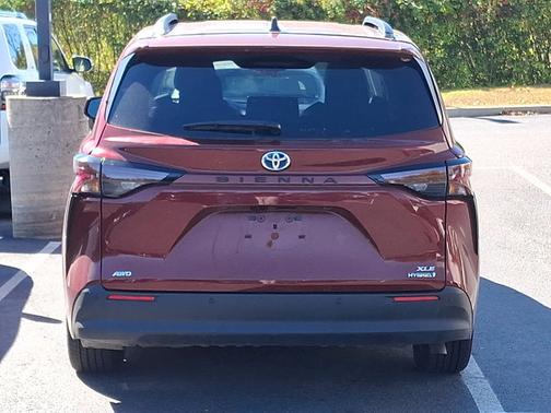 2024 Toyota Sienna XLE 7 Passenger