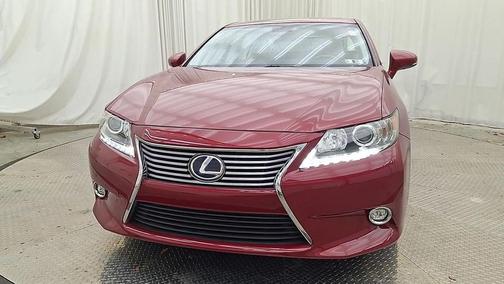2014 Lexus ES 300h Base