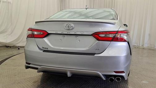 Celestial Silver Metallic 2018 Toyota Camry SE