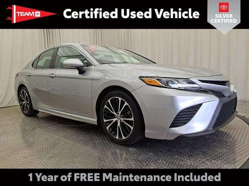 Celestial Silver Metallic 2018 Toyota Camry SE