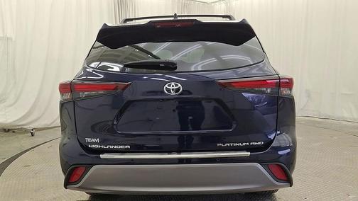 2024 Toyota Highlander Platinum