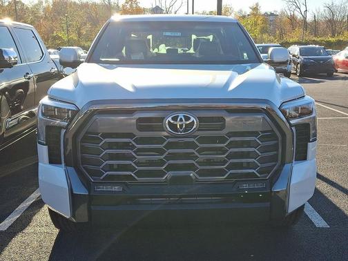 2026 Toyota Tundra Hybrid Platinum