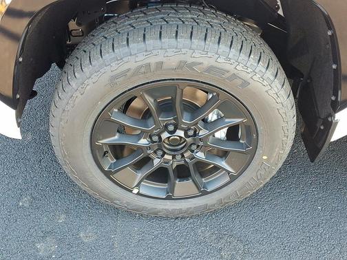 2026 Toyota Tundra Hybrid Platinum