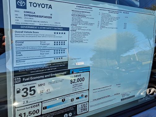 2025 Toyota Corolla LE