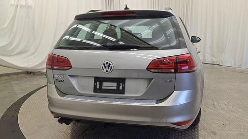 2016 Volkswagen Golf SportWagen TSI S 4-Door