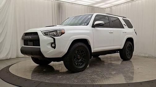 2023 Toyota 4Runner TRD Off Road