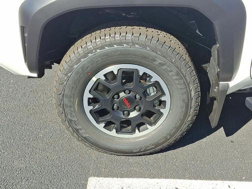 2025 Toyota Tacoma TRD Off Road