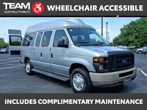 2011 Ford E350 Super Duty XL