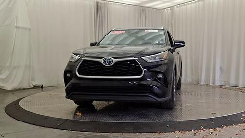 2020 Toyota Highlander Hybrid XLE