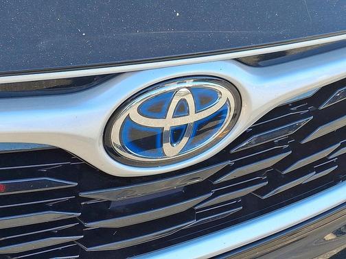 2020 Toyota Highlander Hybrid XLE