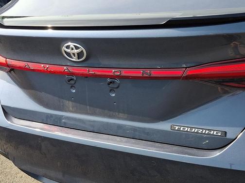 Harbor Gray Metallic 2021 Toyota Avalon Touring