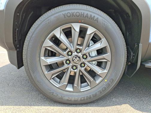 2025 Toyota Land Cruiser