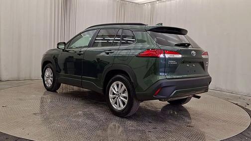 2024 Toyota Corolla Cross LE