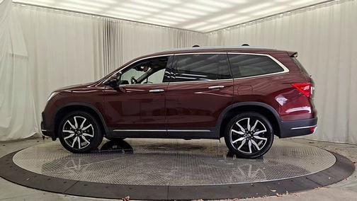 2019 Honda Pilot Touring 8-Passenger
