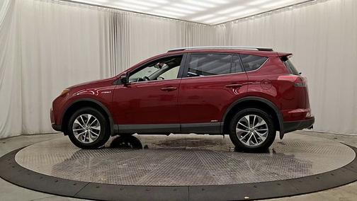 2018 Toyota RAV4 Hybrid LE