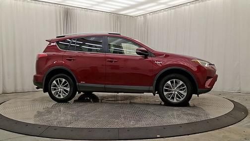 2018 Toyota RAV4 Hybrid LE