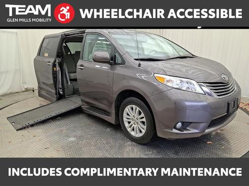 2013 Toyota Sienna XLE