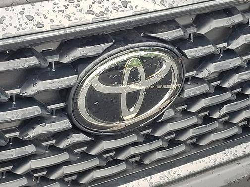 Celestite 2025 Toyota Corolla Cross L
