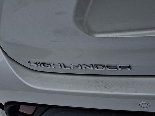 2026 Toyota Highlander Hybrid Limited