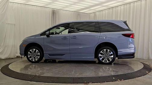 Sonic Gray Pearl - GA 2025 Honda Odyssey Elite