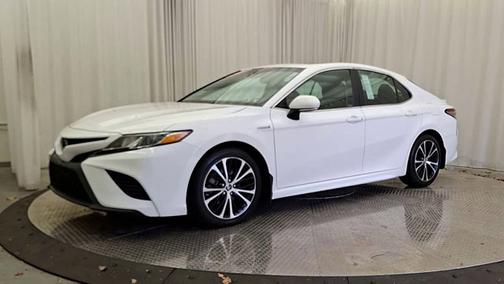 2018 Toyota Camry Hybrid SE