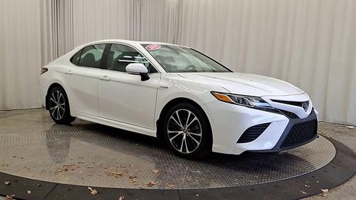 2018 Toyota Camry Hybrid SE
