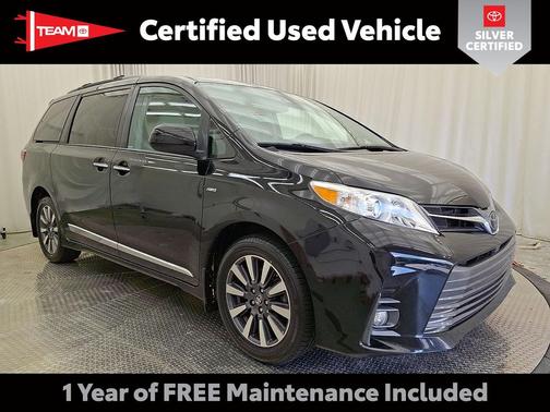 2020 Toyota Sienna XLE