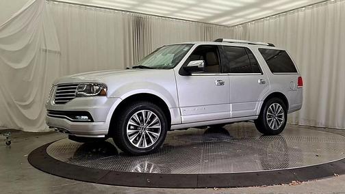 2017 Lincoln Navigator Select
