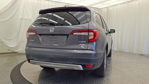 DK. GRAY 2019 Honda Pilot EX-L