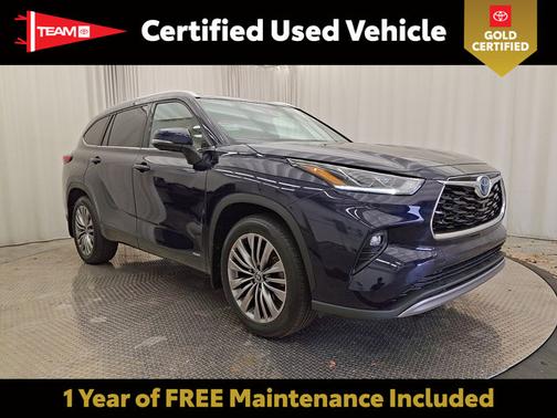 2022 Toyota Highlander Hybrid Platinum