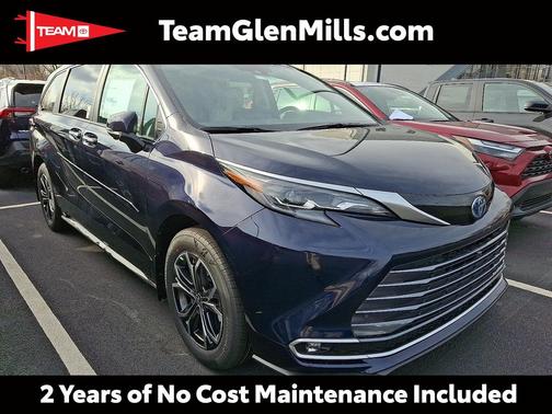 2025 Toyota Sienna Platinum