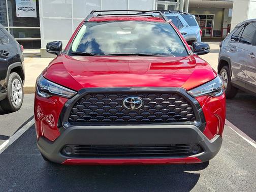 2025 Toyota Corolla Cross LE