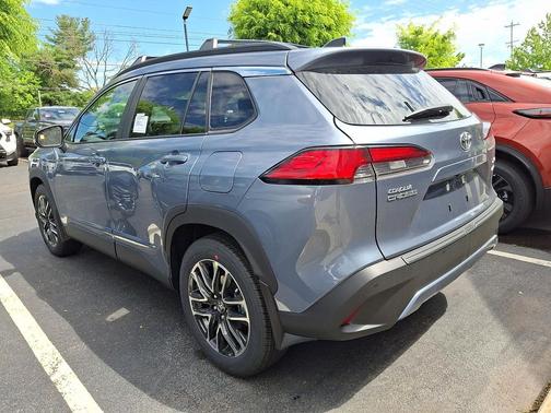 Celestite 2026 Toyota Corolla Cross XLE