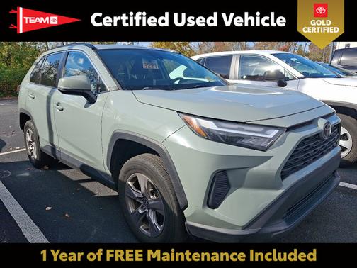 2022 Toyota RAV4 XLE