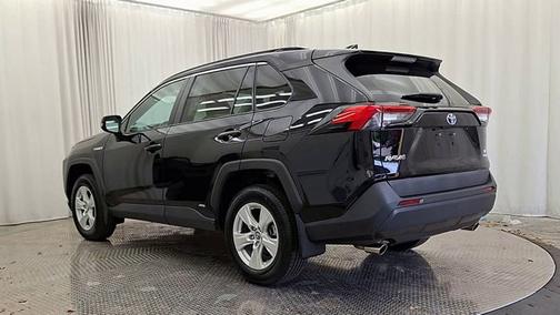 2020 Toyota RAV4 Hybrid LE