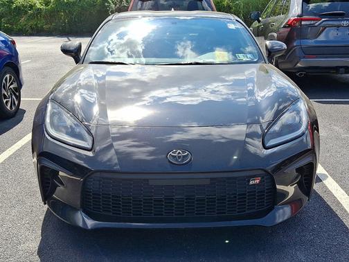 2022 Toyota GR86 Base (A6)